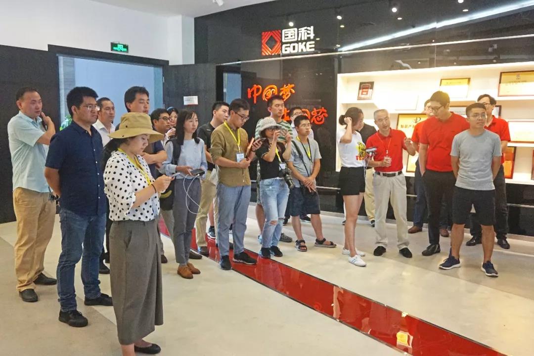 冰球突破-冰球电游豪华版_MG冰球游戏